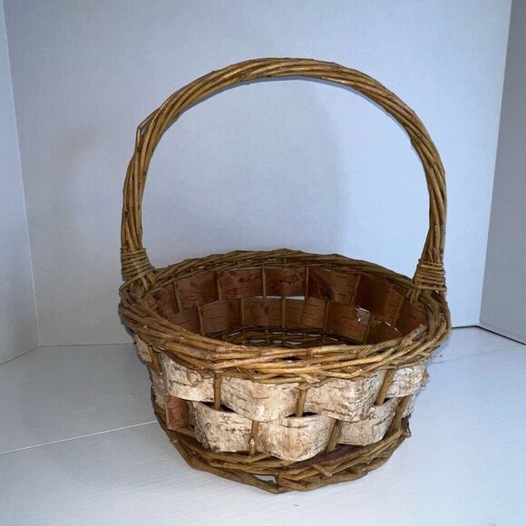 Weaved Wicker Birch Basket Brown With Handle Storage Decor Organiz Round Cottage - Picture 1 of 9
